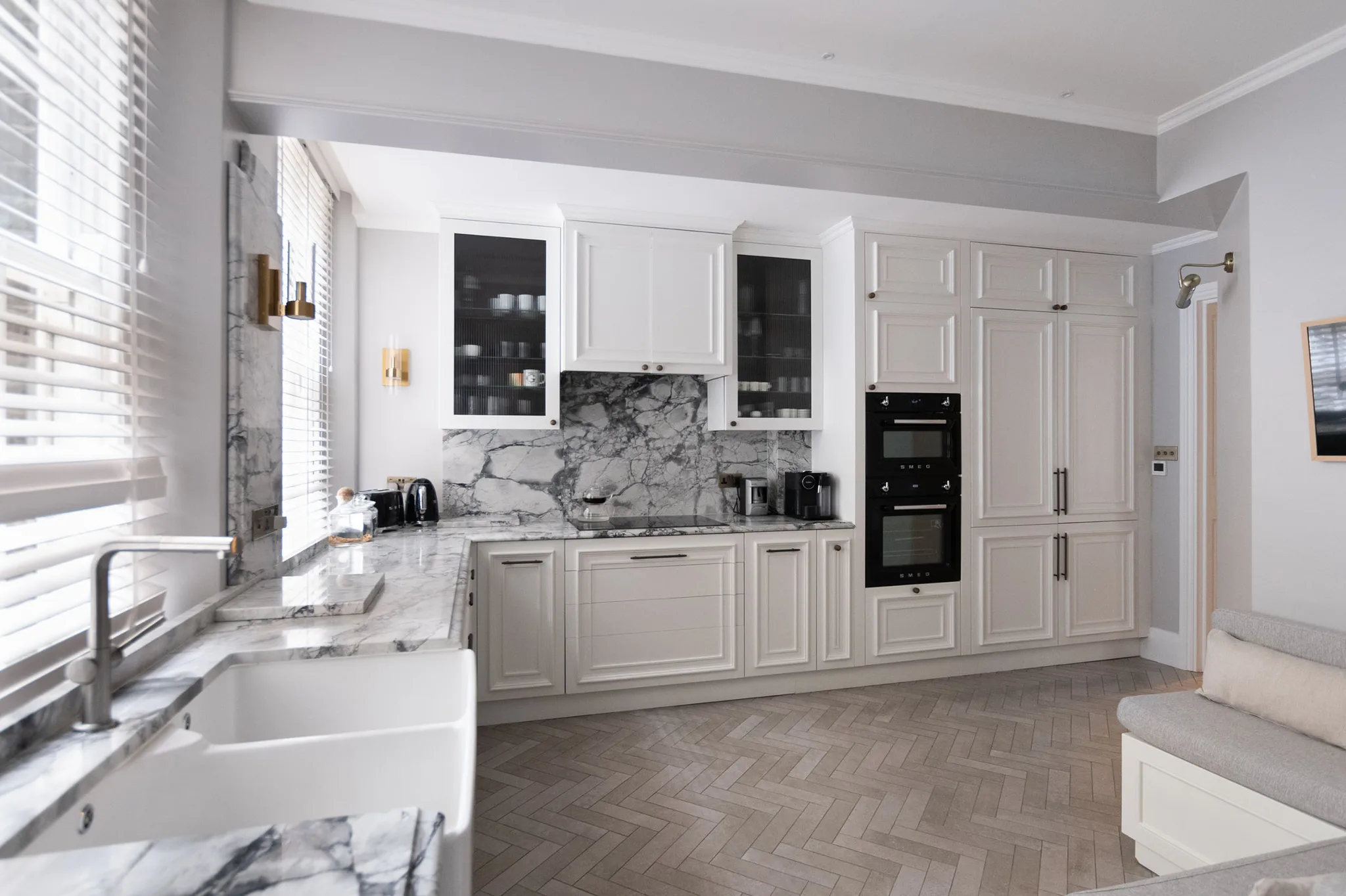traditional-lay-on-shaker-bespoke-kitchen-chelsea-handmade-kitchen-co (1)