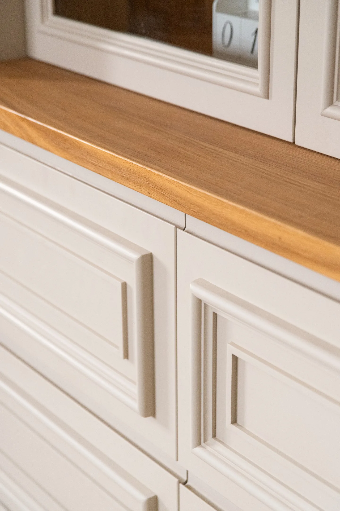 traditional-mapesbury-study-essex-handmade-kitchen-company (9)
