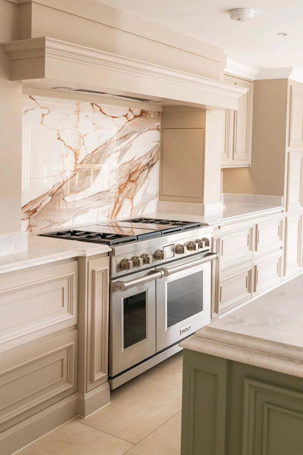 traditional-mapesburys-shaker-kitchen-essex-handmade-kitchen- (32)