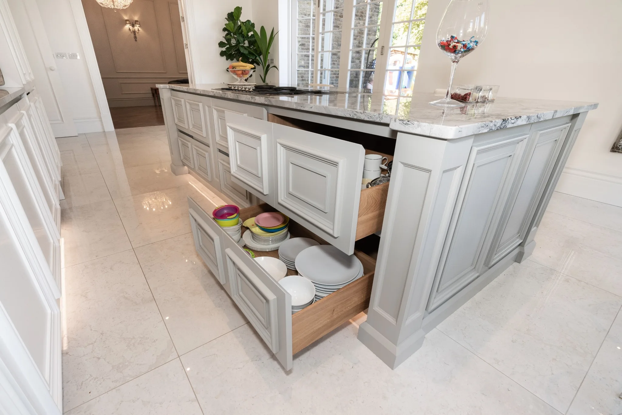 traditional-moulded-contemporary-mapesbury-handmade-kitchen-company-essex (8)