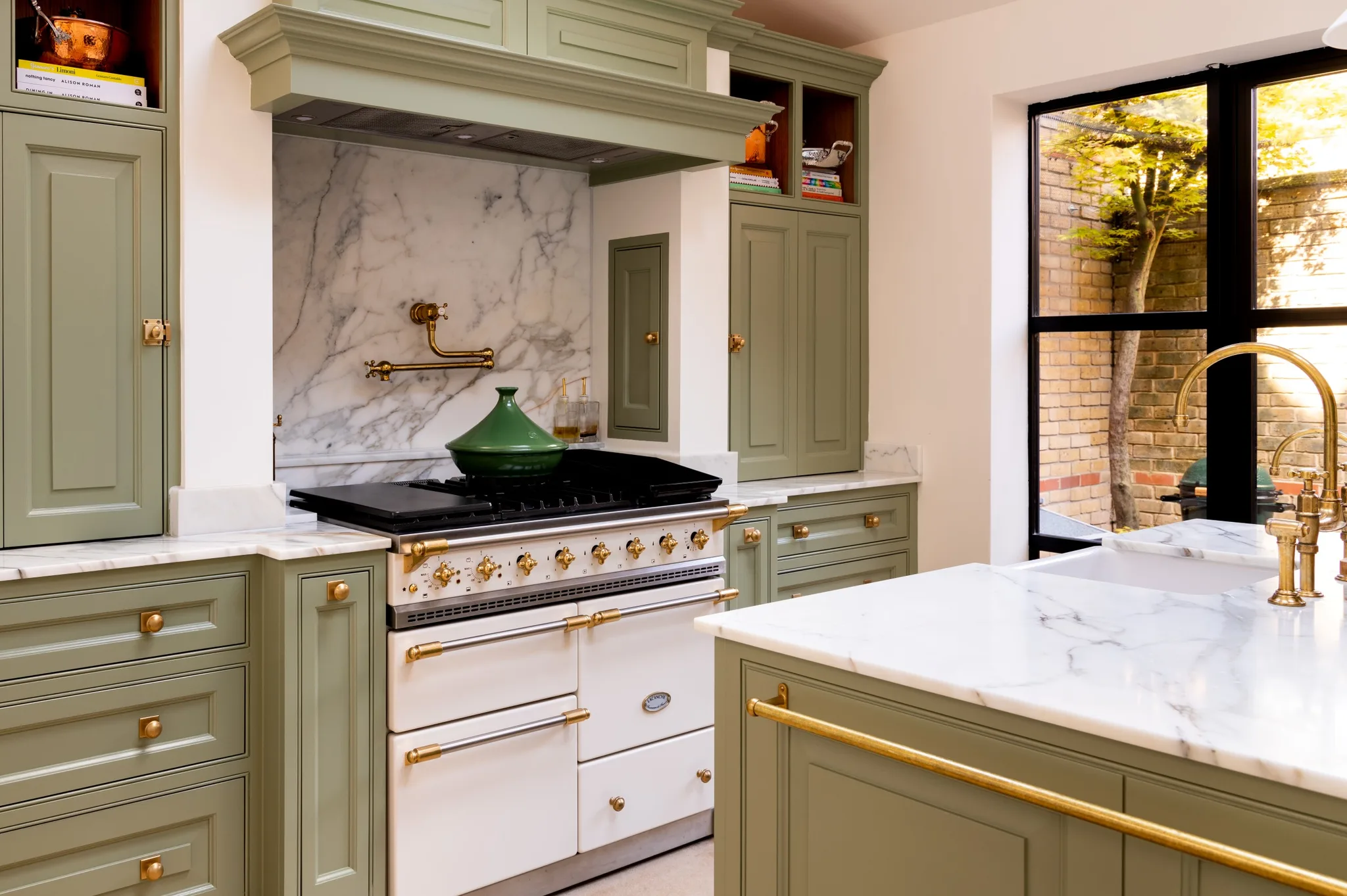traditional-shaker-bespoke-handmade-kitchen-brunswick-quay-london-handmade-kitchen-company (14)