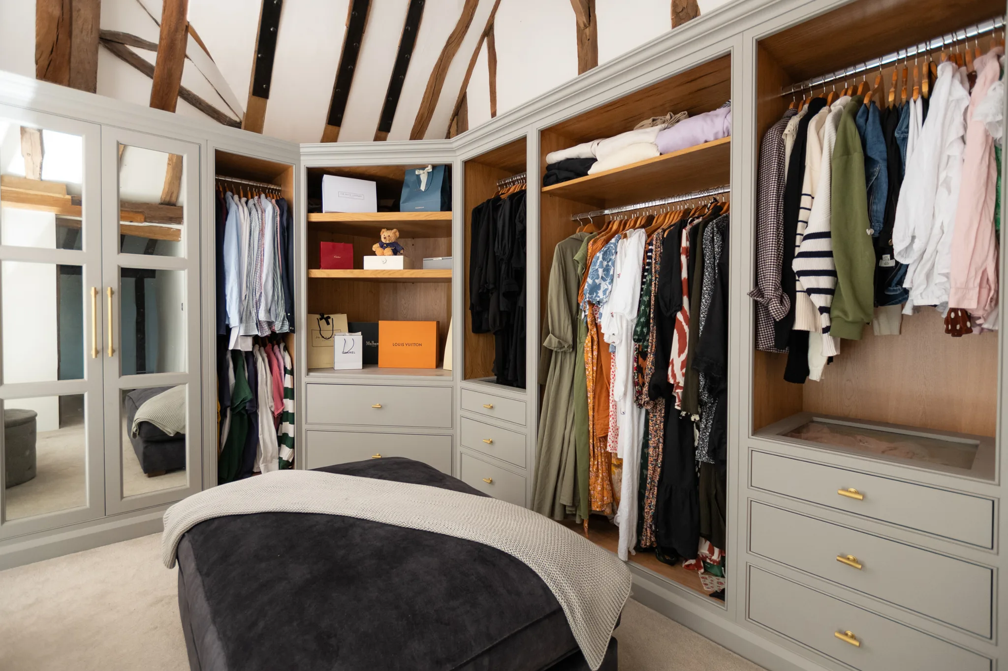 traditional-shaker-dressing-room-colchester-handmade-kitchen-company (-8