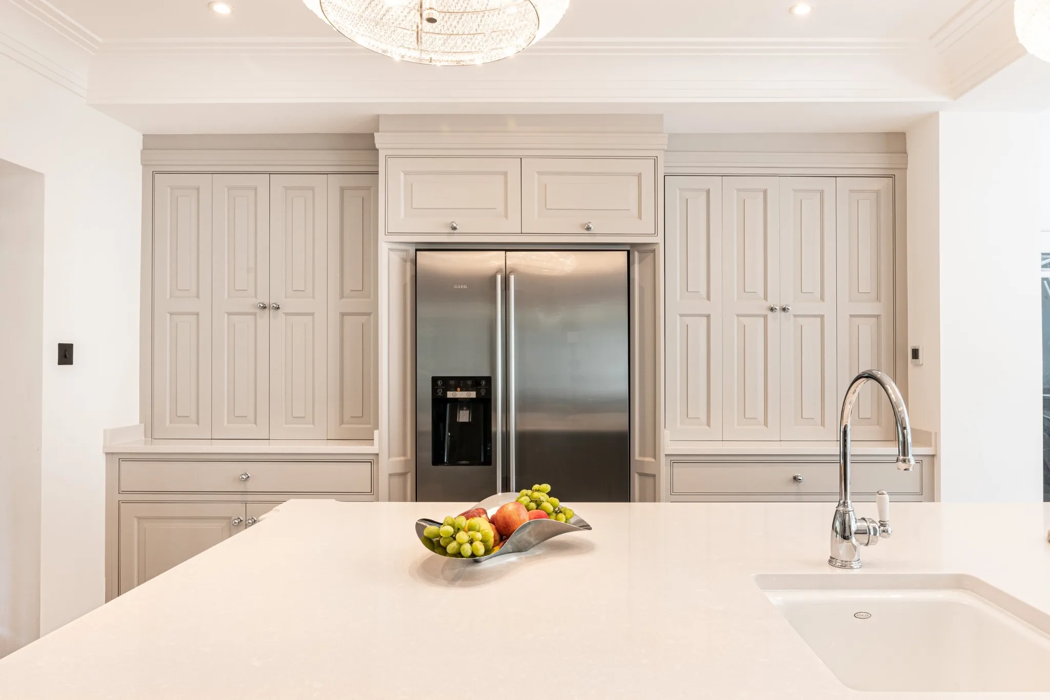 traditional-shaker-kitchen-winchmore-hill-the-handmade-kitchen-company-essex (8)