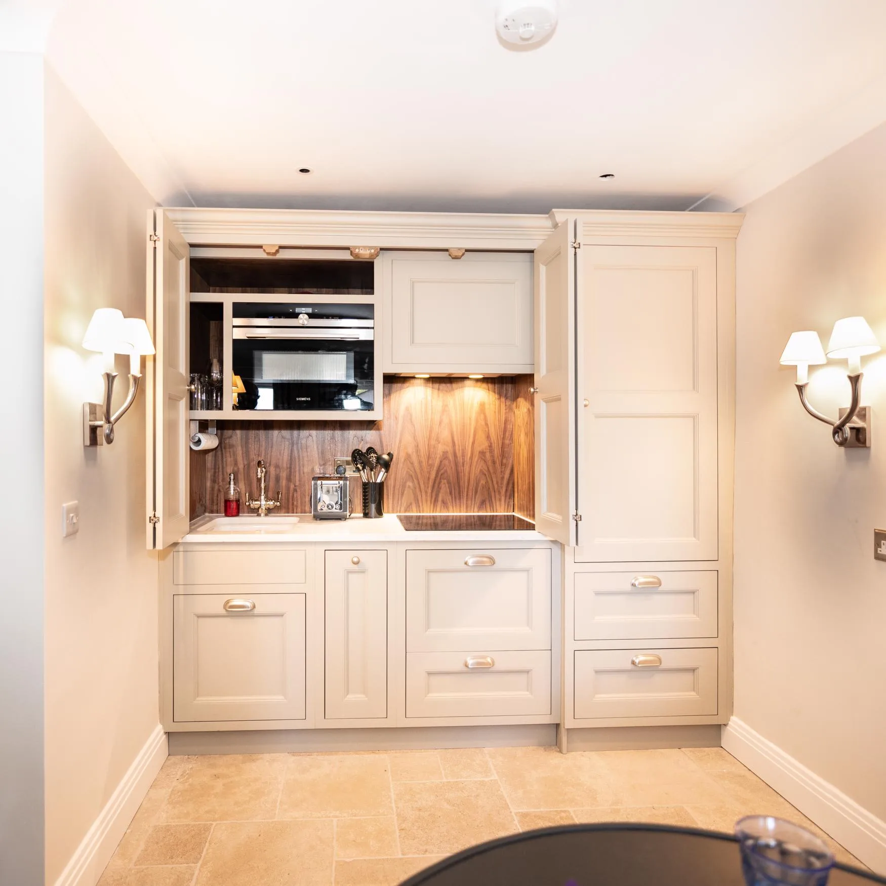 traditional-shaker-kitchen-woldingham-surrey-handmade-kitchen-co-essex (31)