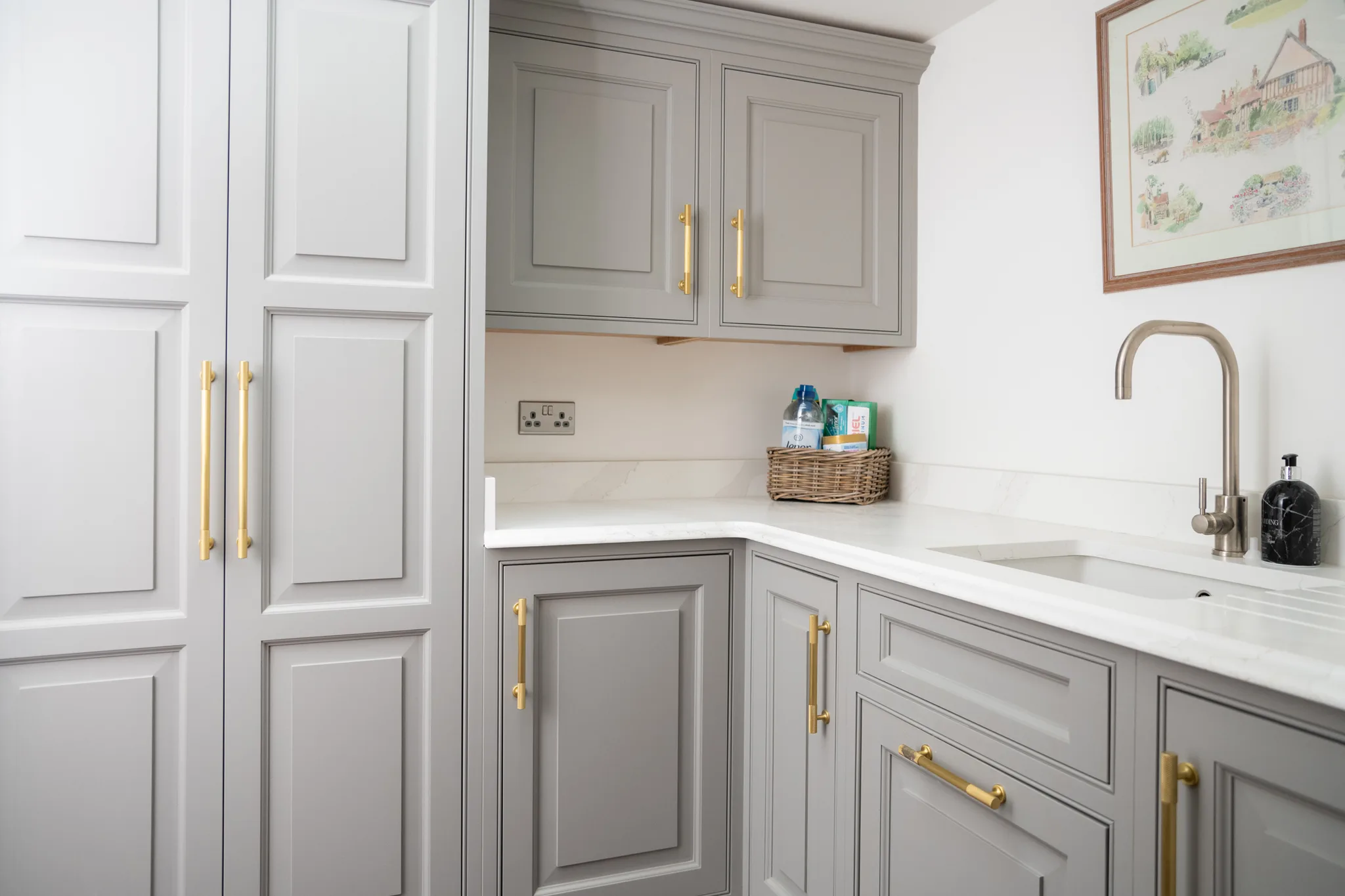 traditional-shaker-utility-room-colchester-handmade-kitchen-company-essex (1)-2