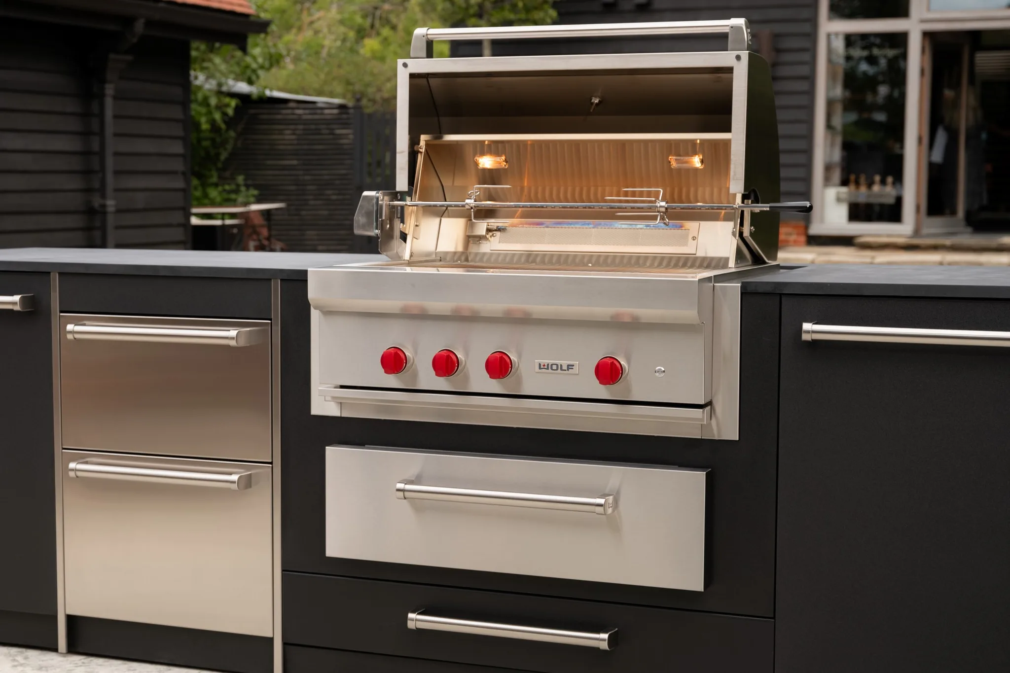 wolf-bbq-outdoor-kitchen-display-handmade-kitchen-company-essex (21)
