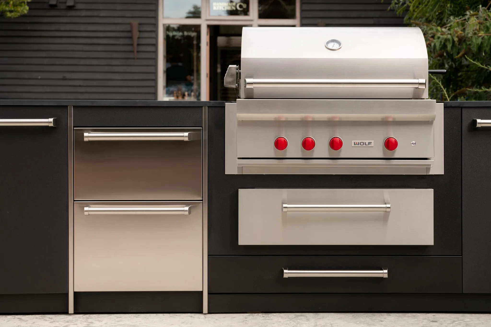 wolf-bbq-outdoor-kitchen-display-handmade-kitchen-company-essex (52)